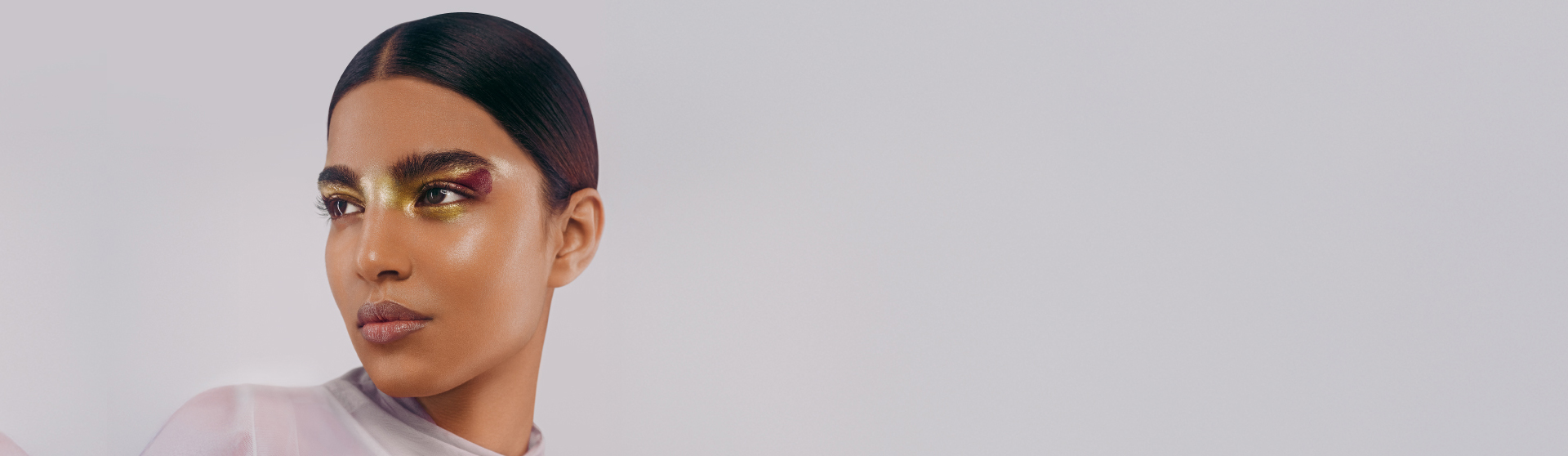 أحصل على المنتجات عالمياً وتواصل محلياً