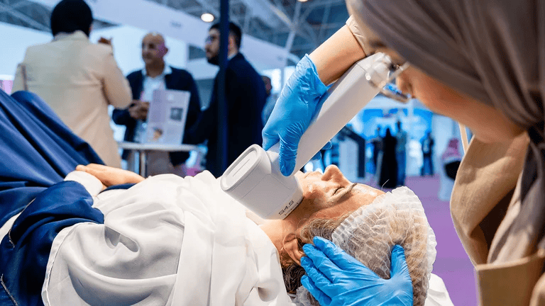 مستحضرات التجميل والعناية بالبشرة