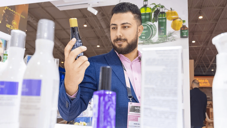 مستحضرات التجميل والعناية بالبشرة